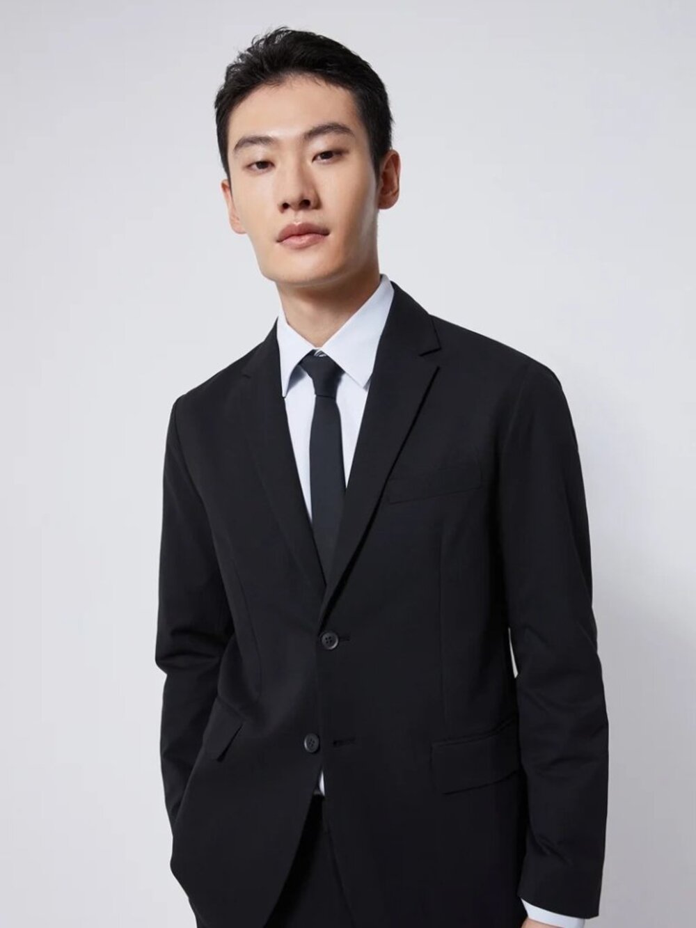 FYNE Black Performance Water Repellent Blazer